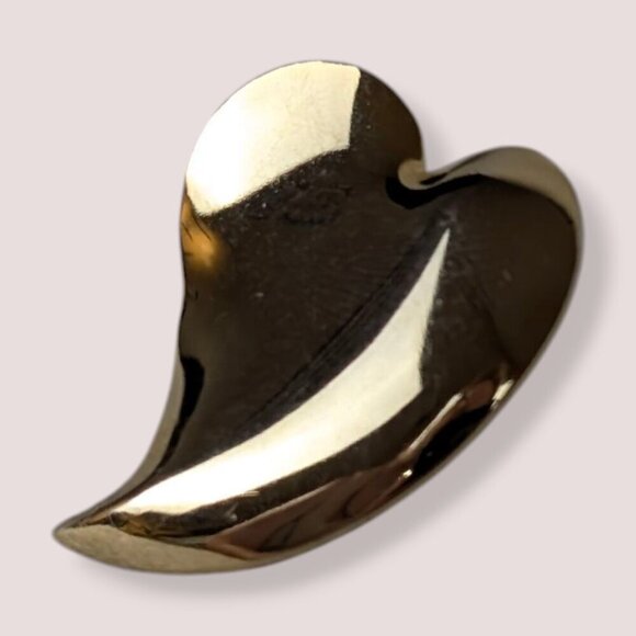 (2/$20) V. Smooth Heart Brooch - Picture 3 of 6